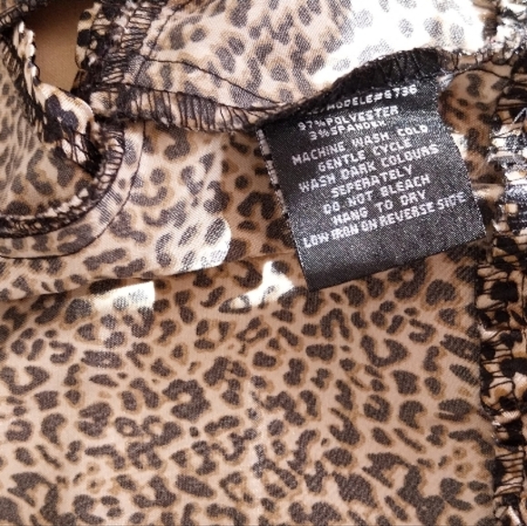 Brand New Trendy Animal Print Ruffled Edge Cap shrug - Picture 5 of 6